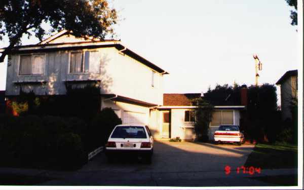 1480-1482 Falcon Ct in Sunnyvale, CA - Foto de edificio - Building Photo