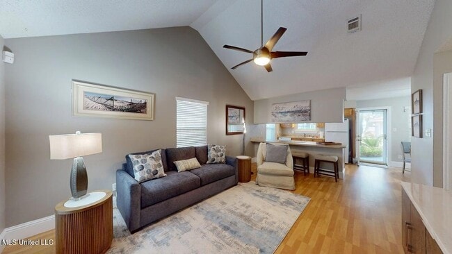 2529 Marshall Rd in Biloxi, MS - Building Photo - Building Photo