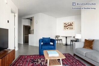 101 W End Ave in New York, NY - Foto de edificio - Building Photo