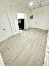 967 SW 5th St in Miami, FL - Building Photo - Building Photo