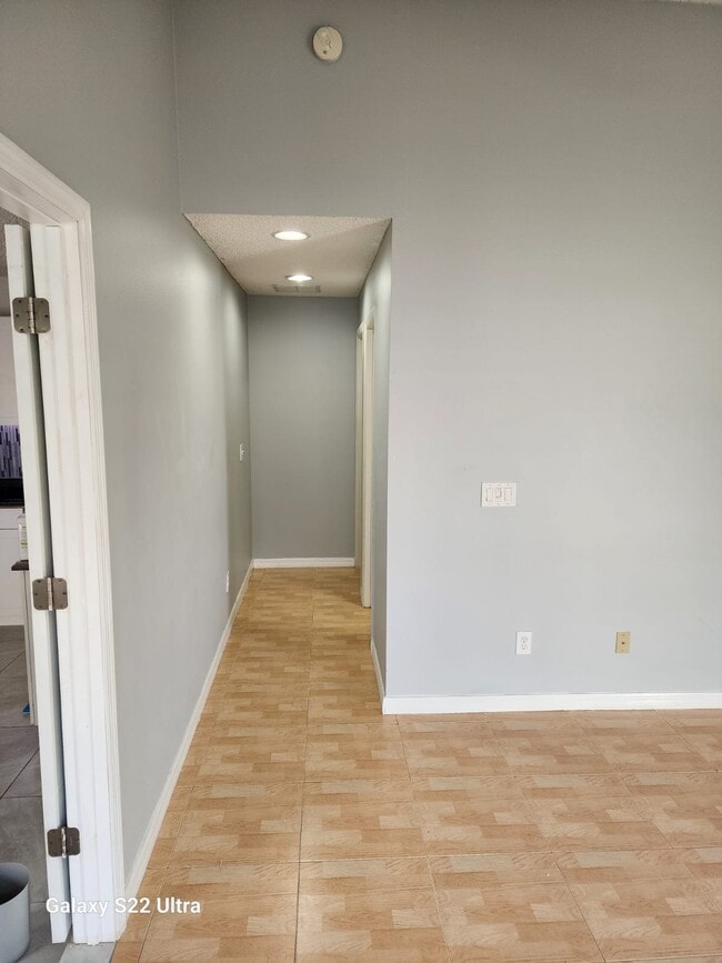 202 Bramley Ct, Unit 202B