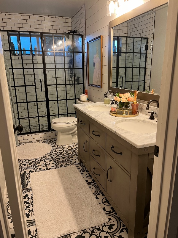 22535 Oak Canyon Rd in Salinas, CA - Foto de edificio - Building Photo