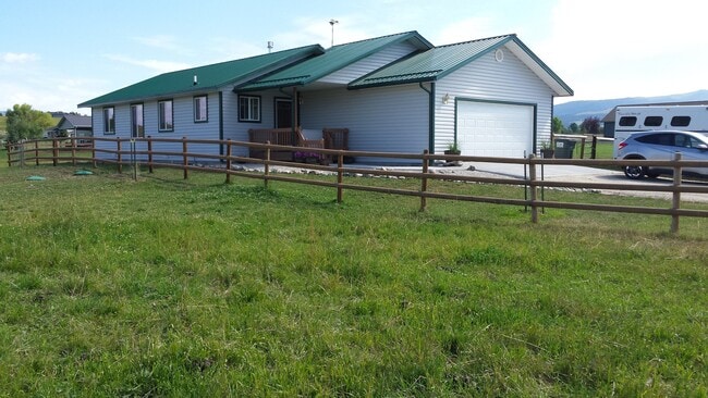 property at 842 Brilees Way