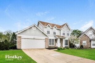 4348 Southridge Meadows Ct in St. Louis, MO - Building Photo