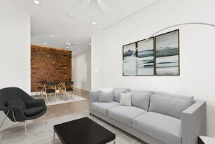 321 E 12th St in New York, NY - Building Photo