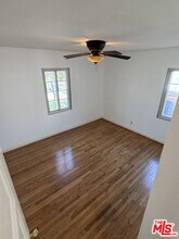 6434 W 87th St in Los Angeles, CA - Building Photo - Building Photo