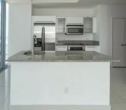 888 Biscayne Blvd, Unit 2007 in Miami, FL - Building Photo - Building Photo