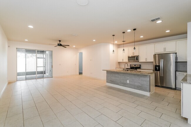 10334 Holstein Edge Pl in Riverview, FL - Building Photo - Building Photo