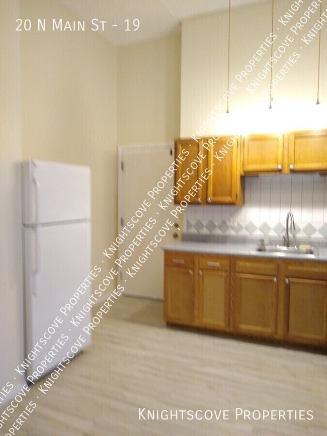 20 N Main St in Port Deposit, MD - Foto de edificio - Building Photo