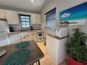 417 32nd St in West Palm Beach, FL - Building Photo - Building Photo