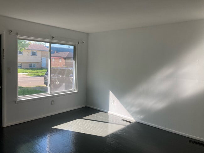 5 Superior St in River Rouge, MI - Building Photo - Building Photo