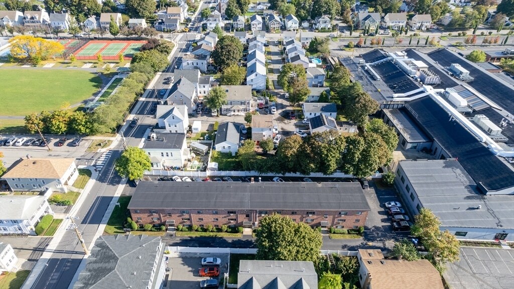 146 Willow St in Waltham, MA - Building Photo