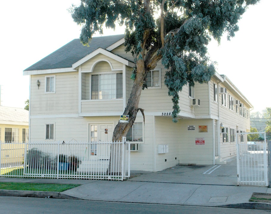 3228 Andrita St in Los Angeles, CA - Building Photo