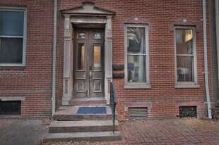 119 Locust St in Harrisburg, PA - Building Photo