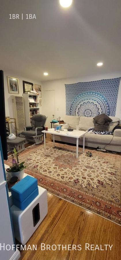 1217 S Sherbourne Dr in Los Angeles, CA - Foto de edificio - Building Photo