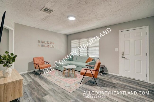 625 Iowa St in Norman, OK - Building Photo - Building Photo