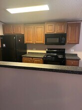 1224 Willow Ln in League City, TX - Building Photo - Building Photo