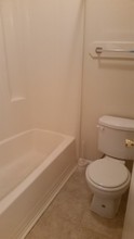 155 Bowen St-Unit -10 in Carrollton, GA - Building Photo - Building Photo