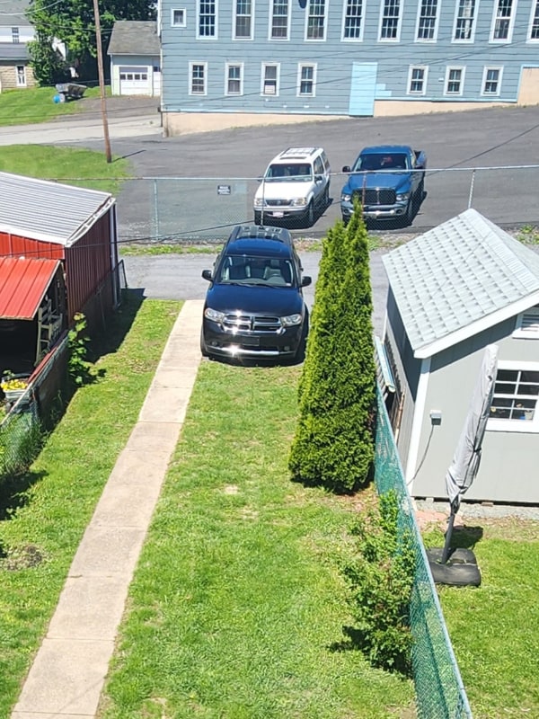 127 N Washington St in Orwigsburg, PA - Foto de edificio - Building Photo