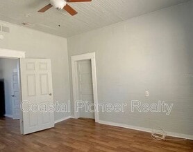 2531 W Cherry St in Tampa, FL - Building Photo - Building Photo