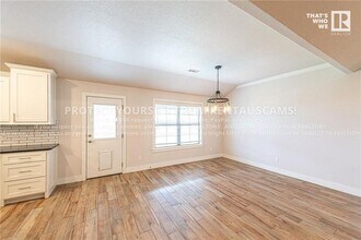 528 Brooke St in Springdale, AR - Building Photo - Building Photo