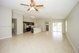 154 NW Curtis St in Port St. Lucie, FL - Building Photo - Building Photo