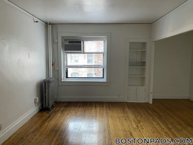 property at 91 Westland Ave