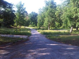 Dogwood Dr Apartments