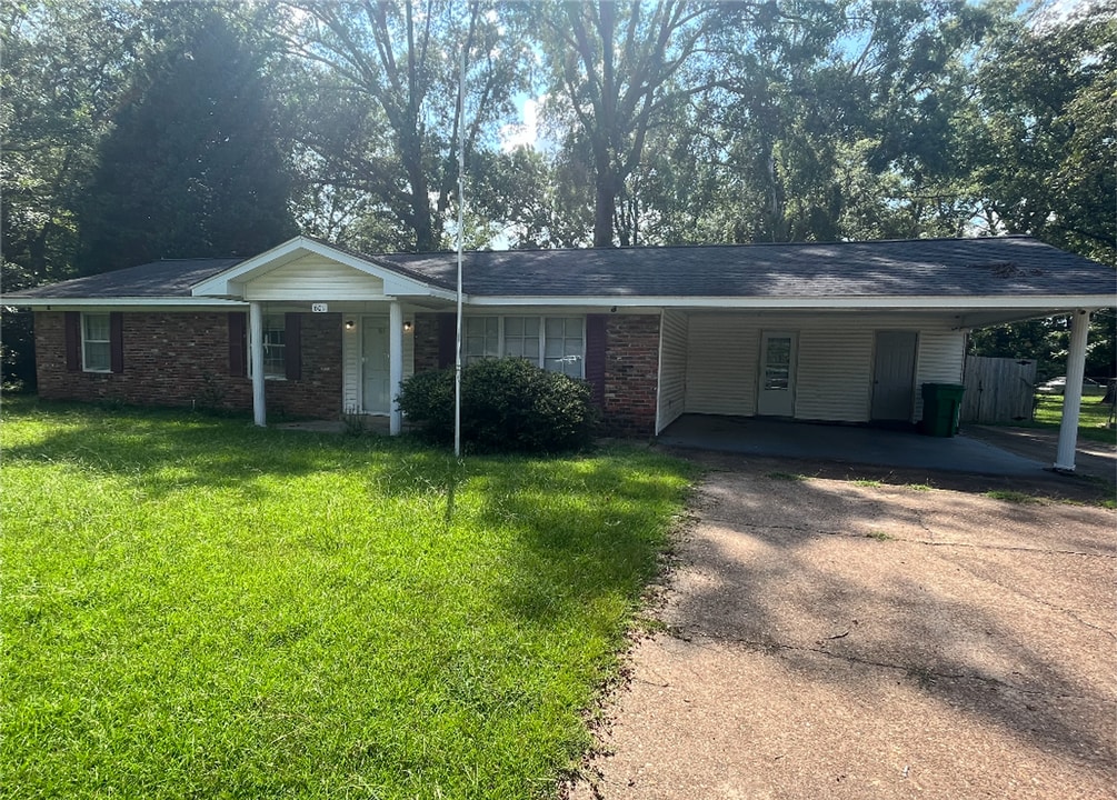 601 N Browder St in Columbus, MS - Building Photo