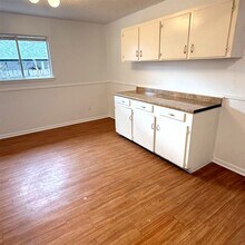 2715 St Edwards Cir in Austin, TX - Building Photo - Building Photo