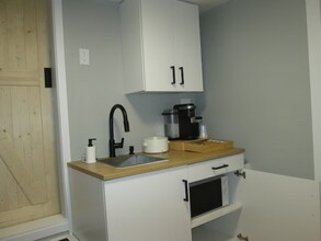 17904 1st Ave NE in Shoreline, WA - Building Photo - Building Photo