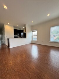 2744 S. Redondo Blvd  (Spacious 3-Bed, 1-B... in Los Angeles, CA - Foto de edificio - Interior Photo