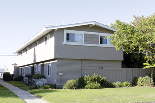 259 Cabrillo St in Costa Mesa, CA - Building Photo
