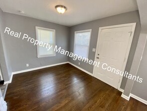 4333 College Ave in Kansas City, MO - Building Photo - Building Photo