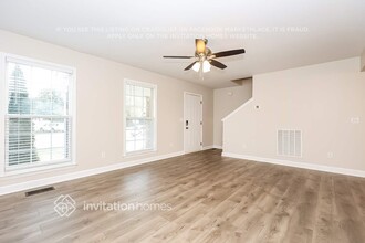 2852 Cochran Trace Dr in Spring Hill, TN - Foto de edificio - Building Photo