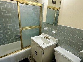 225 St Pauls Ave, Unit 11E in Jersey City, NJ - Building Photo - Building Photo