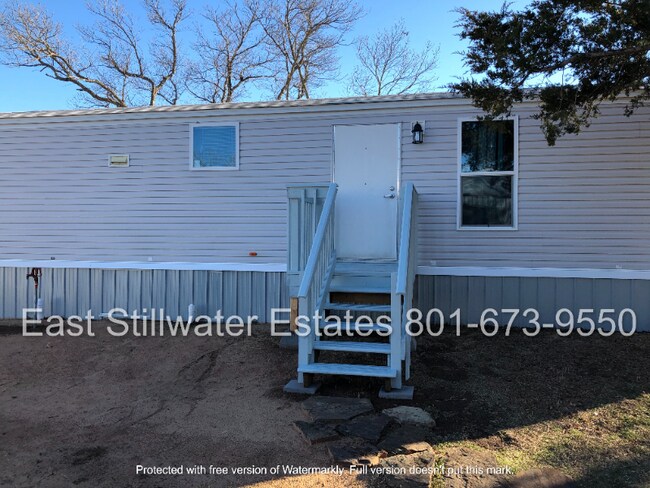 6416 E McElroy Rd in Stillwater, OK - Building Photo - Building Photo
