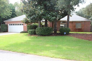 1967 Biscayne Blvd in Navarre, FL - Building Photo