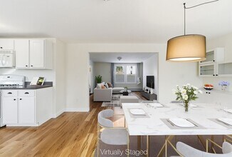 45R South in Bedford, MA - Building Photo - Building Photo