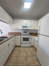 9720 SW 184th St in Cutler Bay, FL - Building Photo - Building Photo