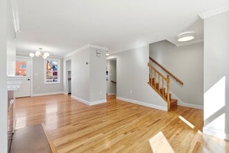 442 Main St in Boston, MA - Building Photo - Building Photo