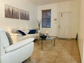 12515 SW 124th Path in Miami, FL - Building Photo - Building Photo