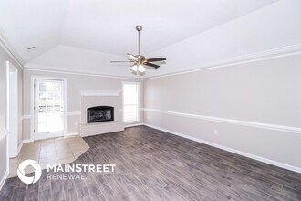 1261 Fox Trace Dr in Memphis, TN - Building Photo - Building Photo
