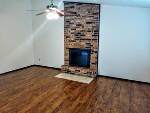 121 Stonewood Dr in Noble, OK - Building Photo - Building Photo