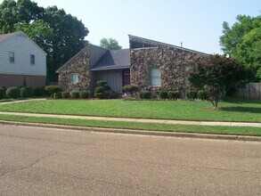 6348 Ridgeline Dr in Memphis, TN - Building Photo - Building Photo