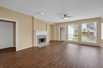 2119 Hill Canyon Ct in Sugar Land, TX - Building Photo - Building Photo