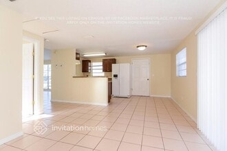 6401 Bali Ct in Tampa, FL - Building Photo - Building Photo