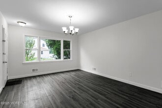 204 Raritan St in Keyport, NJ - Building Photo - Building Photo