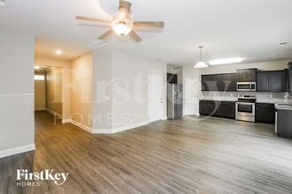 9337 Sloan Forest Dr in Charlotte, NC - Building Photo - Building Photo