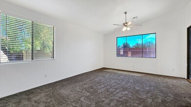 10726 W Citrus Grove Way in Avondale, AZ - Building Photo - Building Photo
